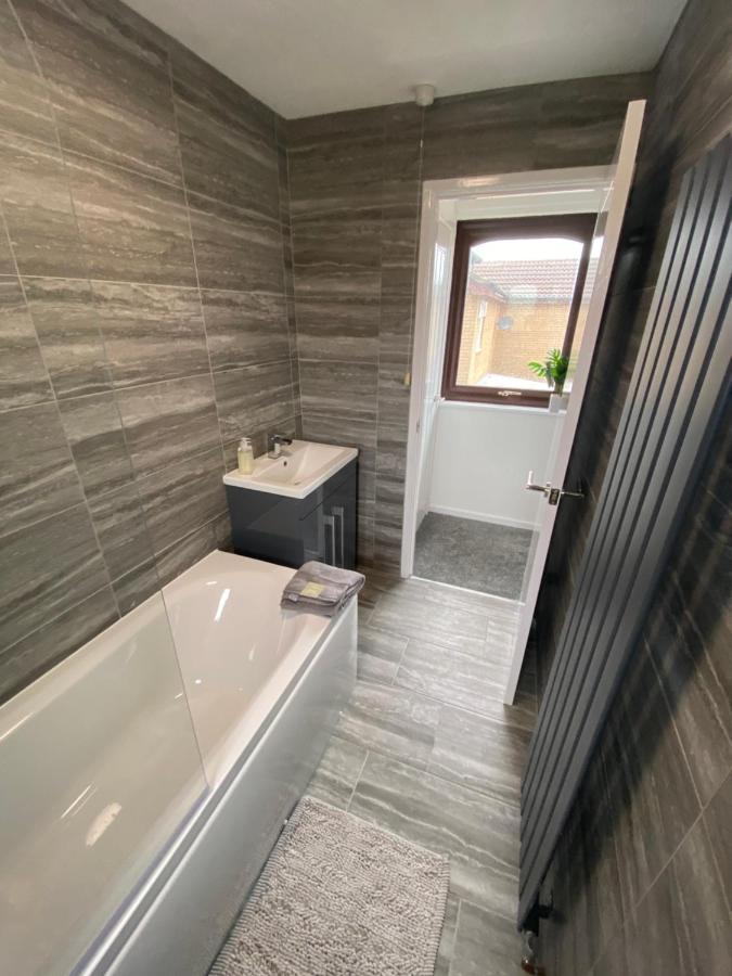 Newly Refurbished Beautiful Location 1 Bedroom Residential House Cramlington Eksteriør billede
