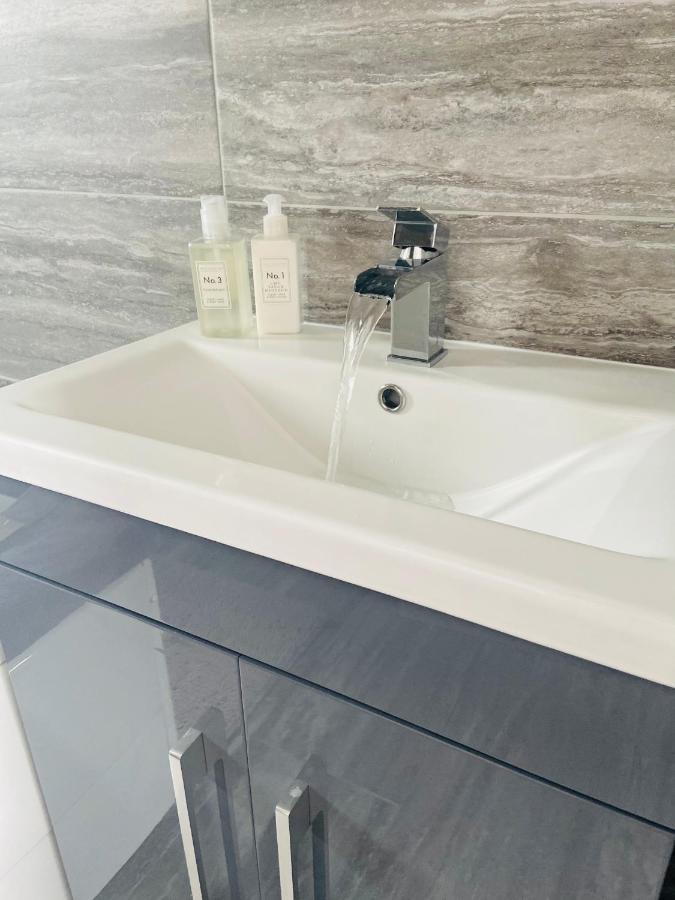 Newly Refurbished Beautiful Location 1 Bedroom Residential House Cramlington Eksteriør billede